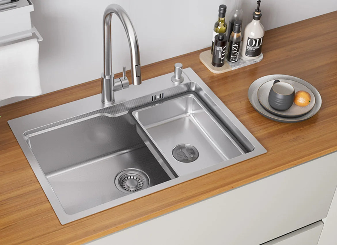 68x48 cm Edelstahl Küchenspüle Einbauspüle SUS304 Spülbecken mit Seifenspender Siphon