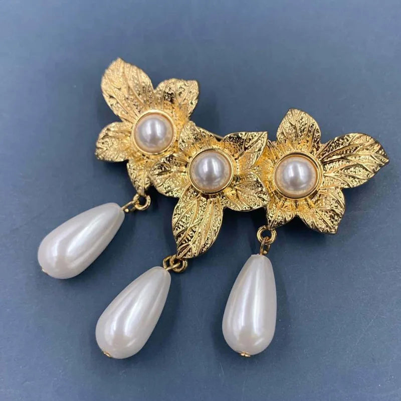 Vintage Gold Farbe Perle Barock Stern Mond Bogen Tulpe Ginkgo Brosche Pin Für Frau Retro Palace Metall Exquisite Badgses Schmuck