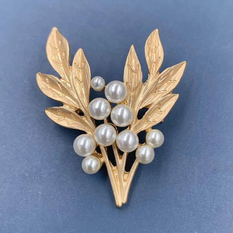 Vintage Gold Farbe Perle Barock Stern Mond Bogen Tulpe Ginkgo Brosche Pin Für Frau Retro Palace Metall Exquisite Badgses Schmuck