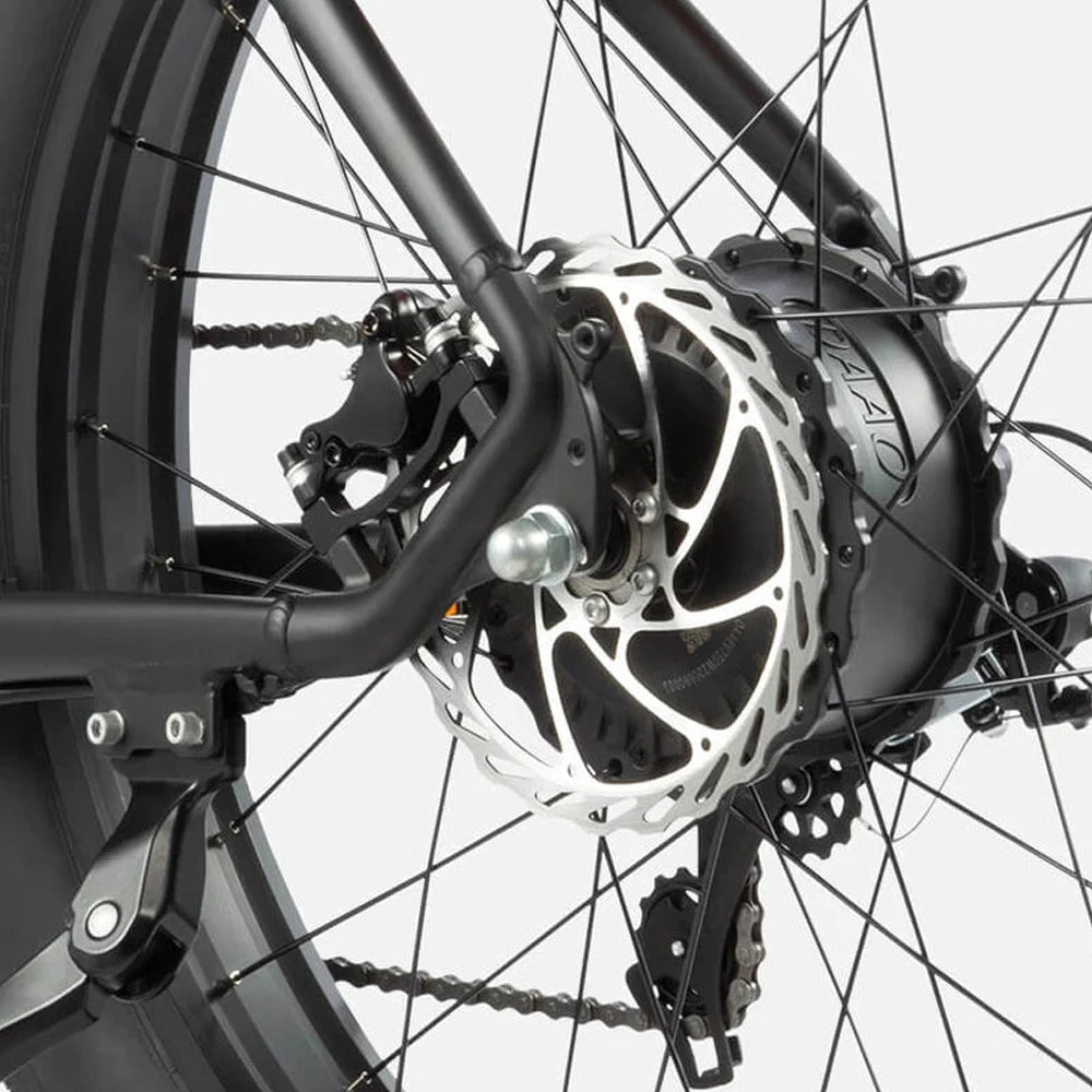 26-Zoll Elektro Fahrrad – 750W Motor, 18Ah Akku, Fettreifen, Gepäckträger 45 km/h E-Bike mit 36-monatiger Gewährleistung