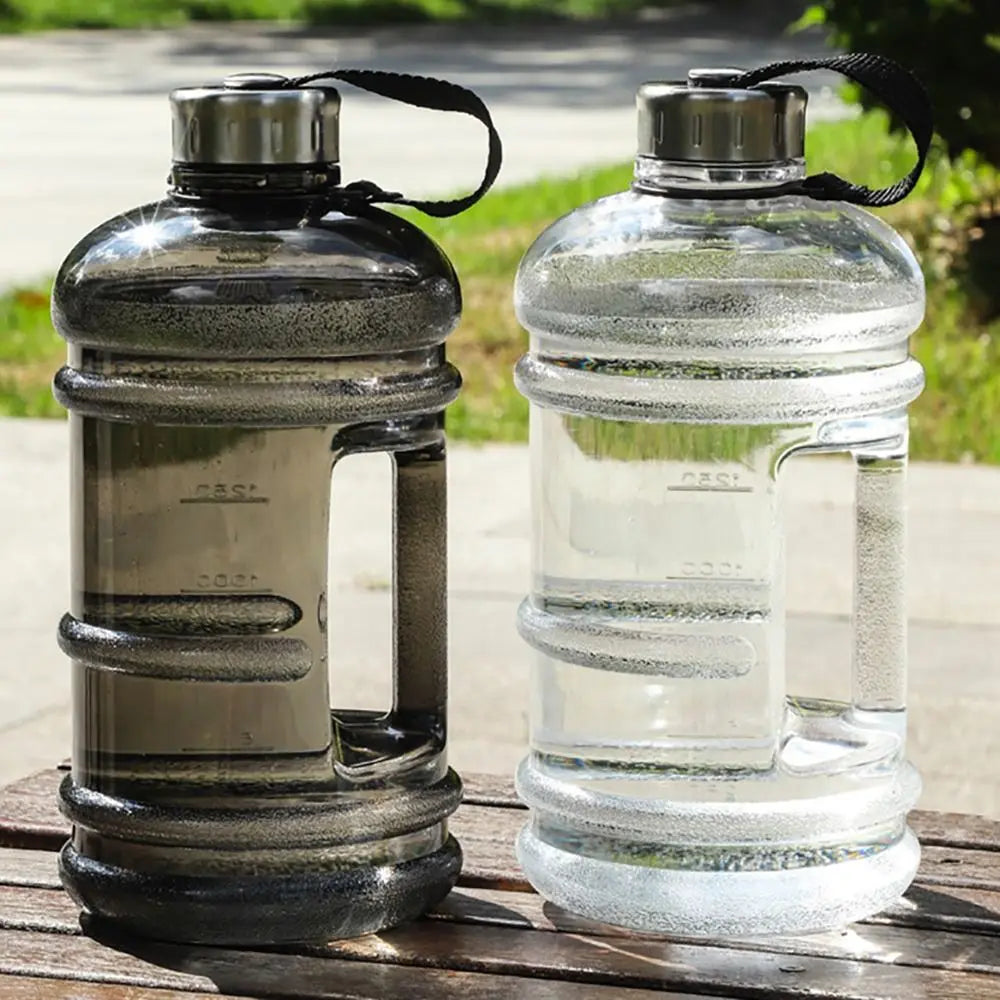 Training Sport Workout Trinkflasche 2L PETG Große Kapazität Wasserflasche Shaker Flasche mit Griff Outdoor Gym Gallonenflasche