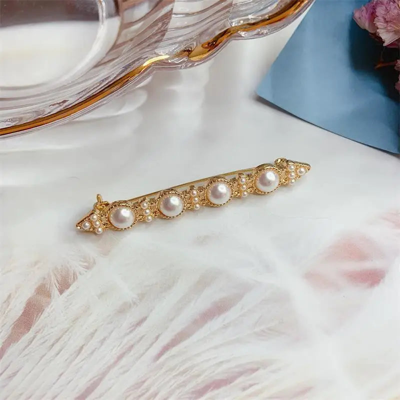 Vintage Gold Farbe Perle Barock Stern Mond Bogen Tulpe Ginkgo Brosche Pin Für Frau Retro Palace Metall Exquisite Badgses Schmuck