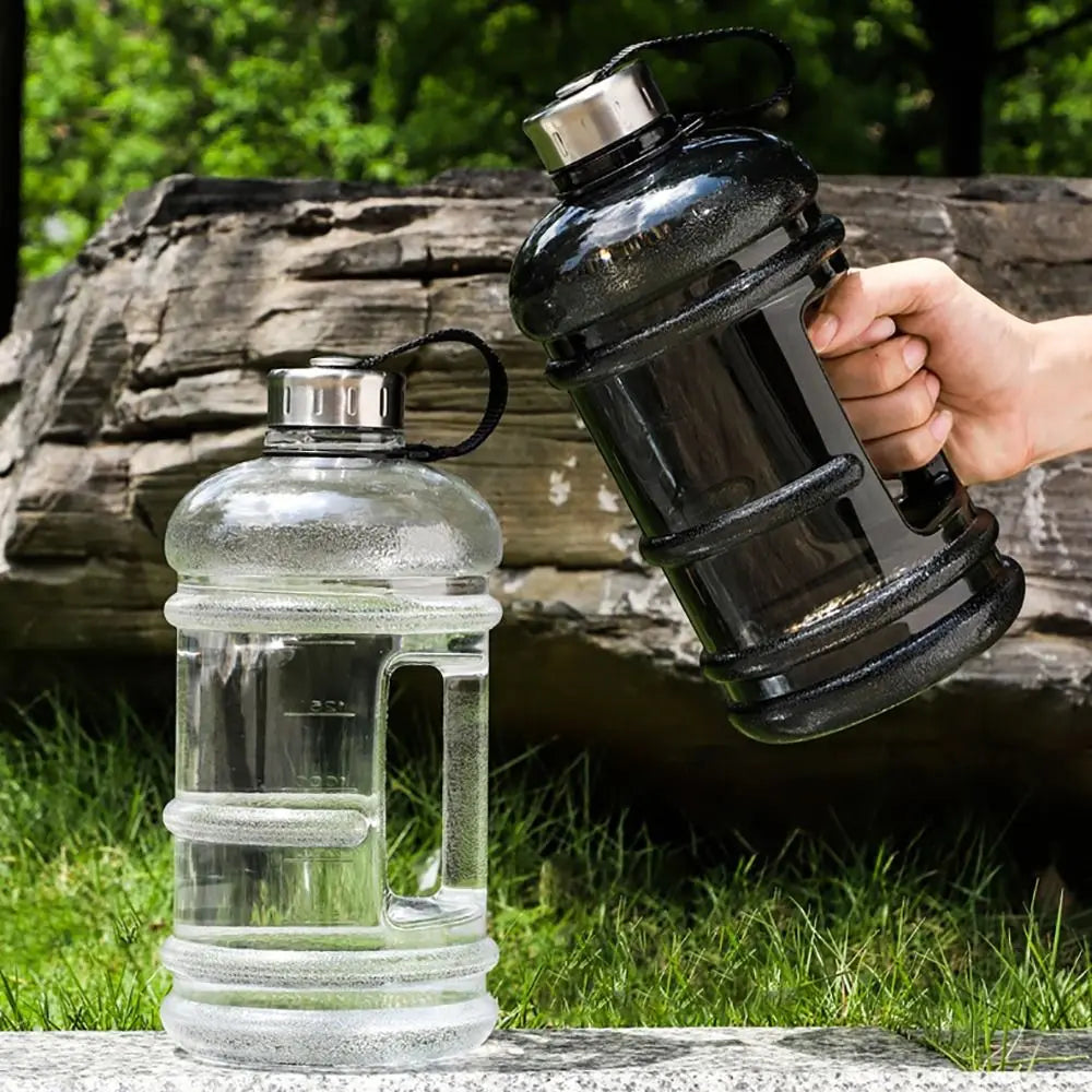 Training Sport Workout Trinkflasche 2L PETG Große Kapazität Wasserflasche Shaker Flasche mit Griff Outdoor Gym Gallonenflasche